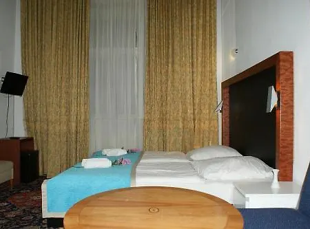 Garni Aaberna * Berlin