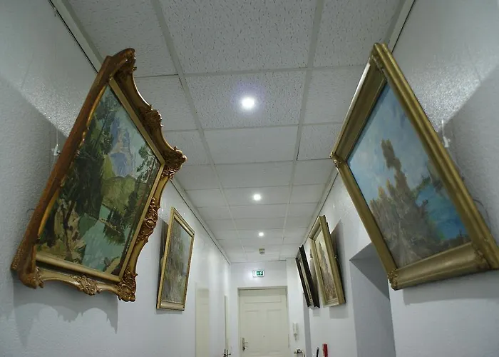 Garni Aaberna * 베를린