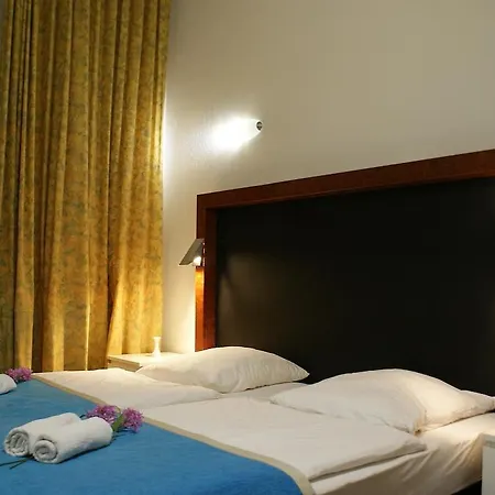 Garni Aaberna 베를린